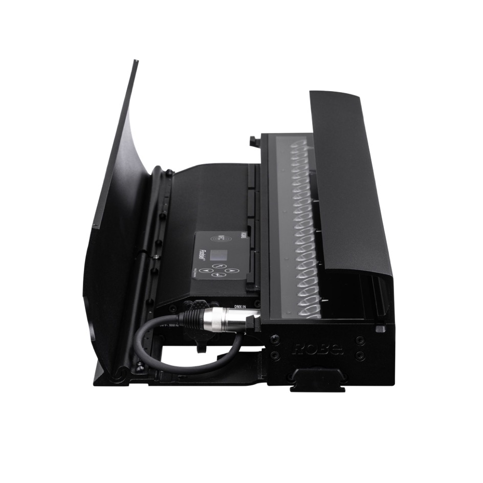 Robe Robin Footsie1 Slim CRMX™, RGBCW, 2700K-8000K in Eight-pack toploader Case, black - Image 6